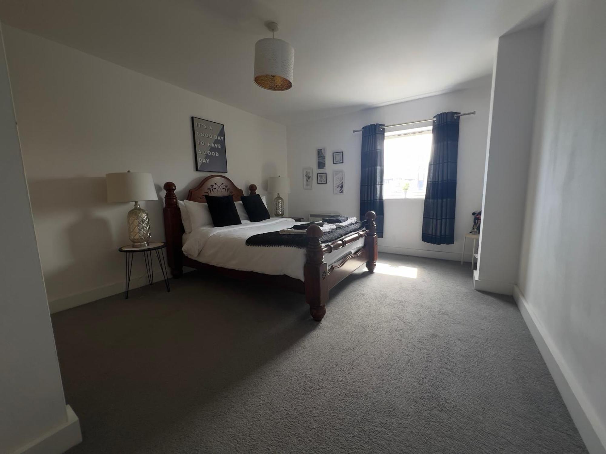 2 Bedroom Near Ocean Village Marina Port Apartment Southampton Exterior foto